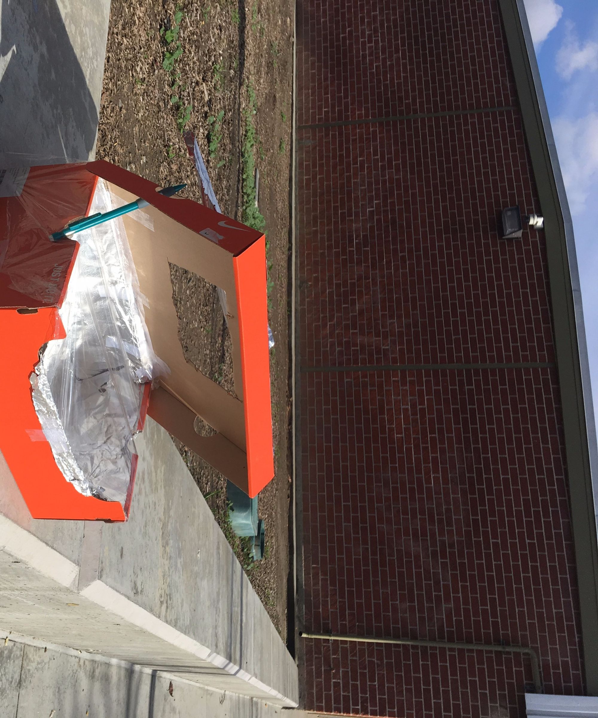 How to Make an Affordable Solar Oven