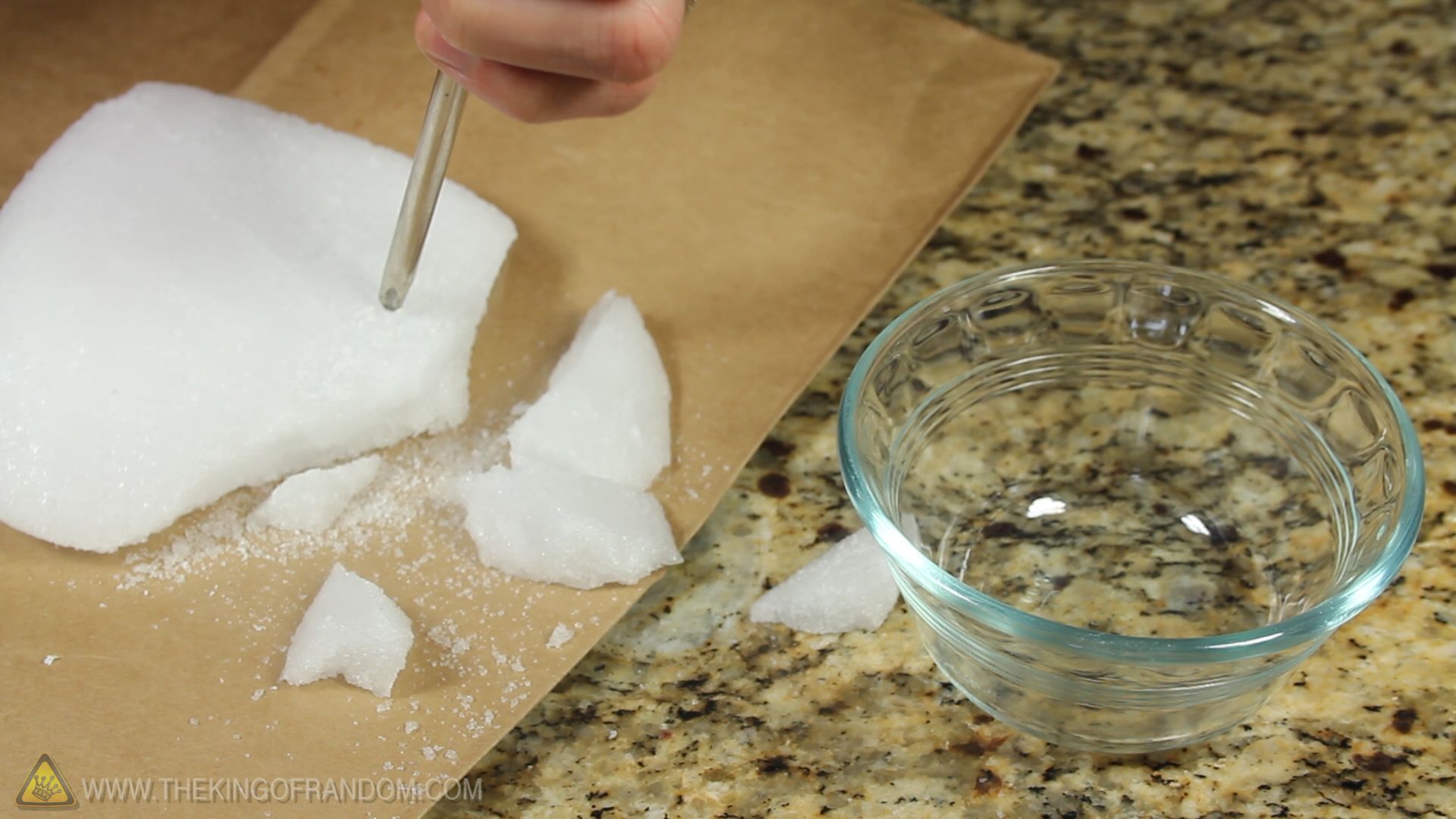 How to Make Carbonated Ice Cream, "Halloween Style"! (Dry Ice Cream