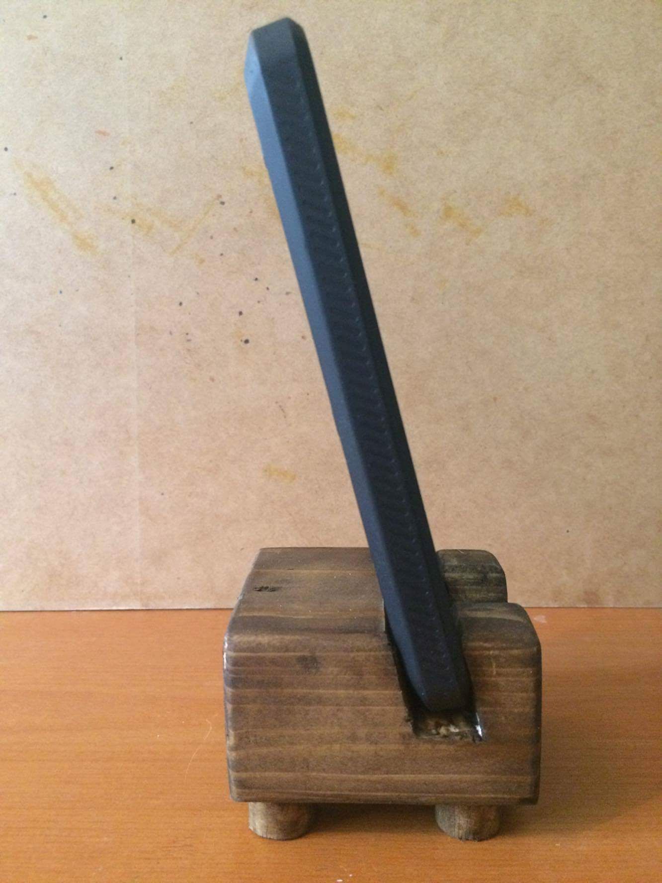 DIY Wooden Phone Stand : 7 Steps (with Pictures) - Instructables