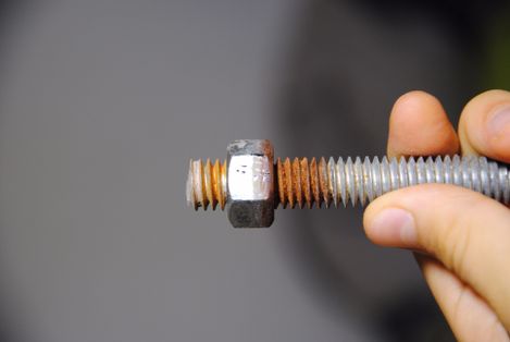 How to Remove a Stuck Nut (without Stripping Threading) : 4 Steps (with ...
