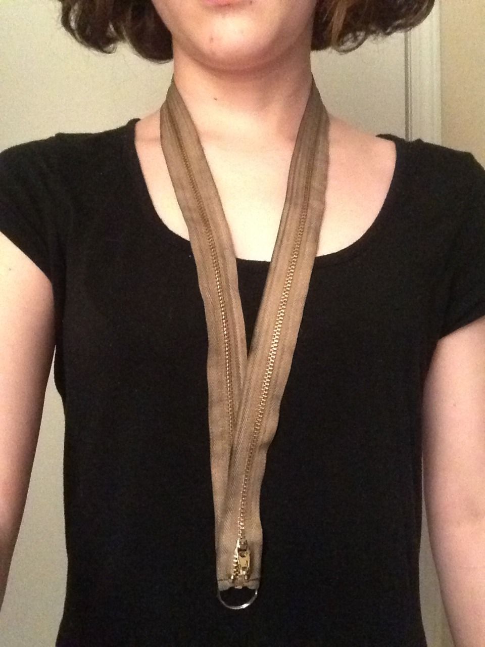 Quick and Easy Zipper Lanyard