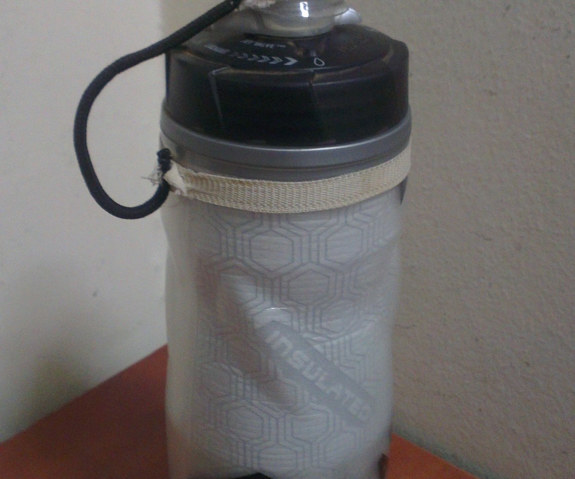 Cheap and Easy Bicycle Bottle Nozzle Cover