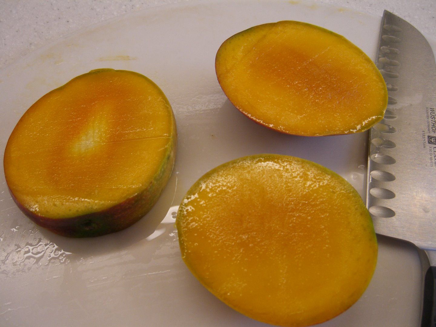 Slicing a Mango Hawaiian Style 7 Steps (with Pictures) Instructables