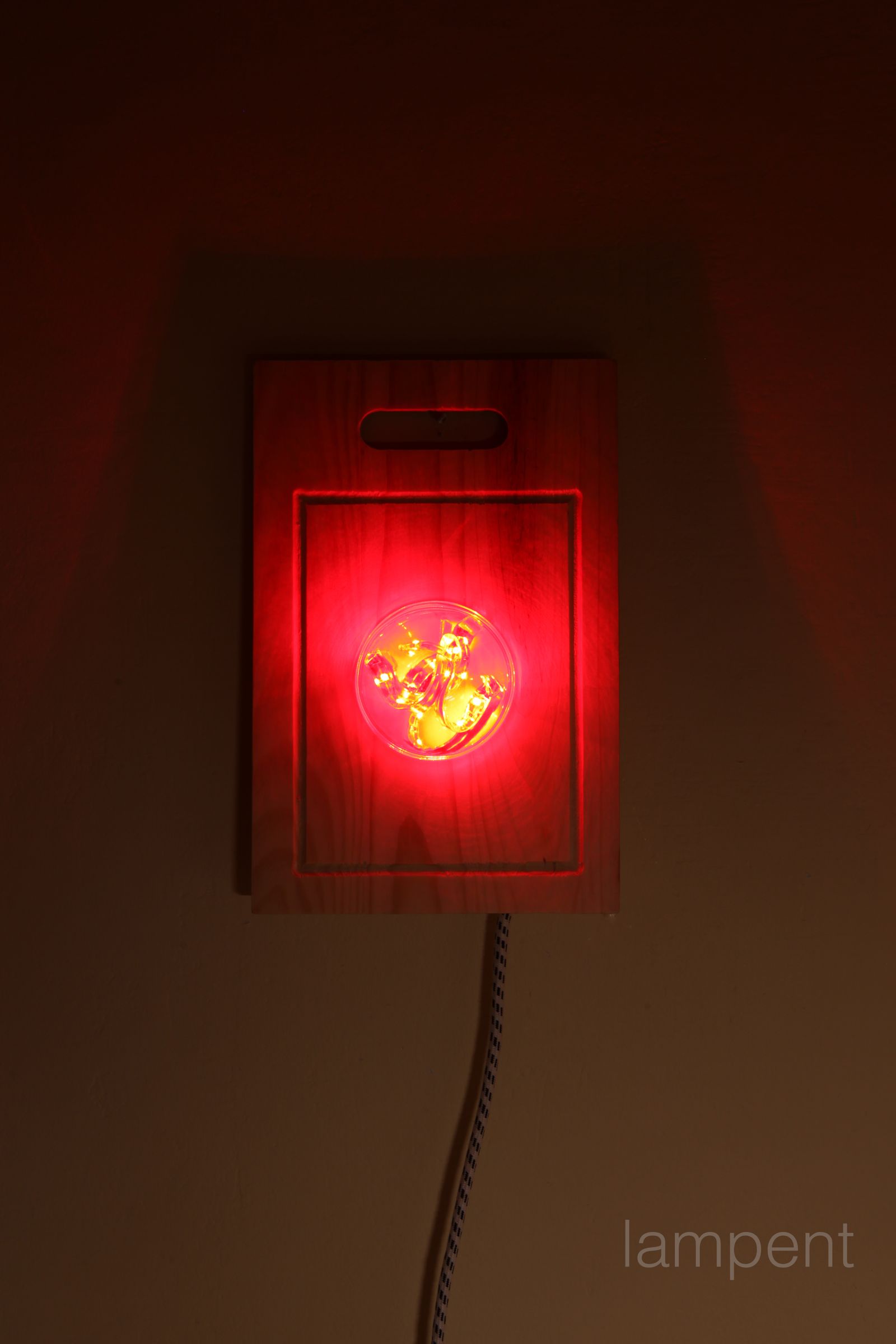 The cutting board led lamp.