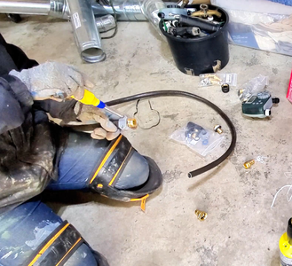 Connect the Lead-In Hose