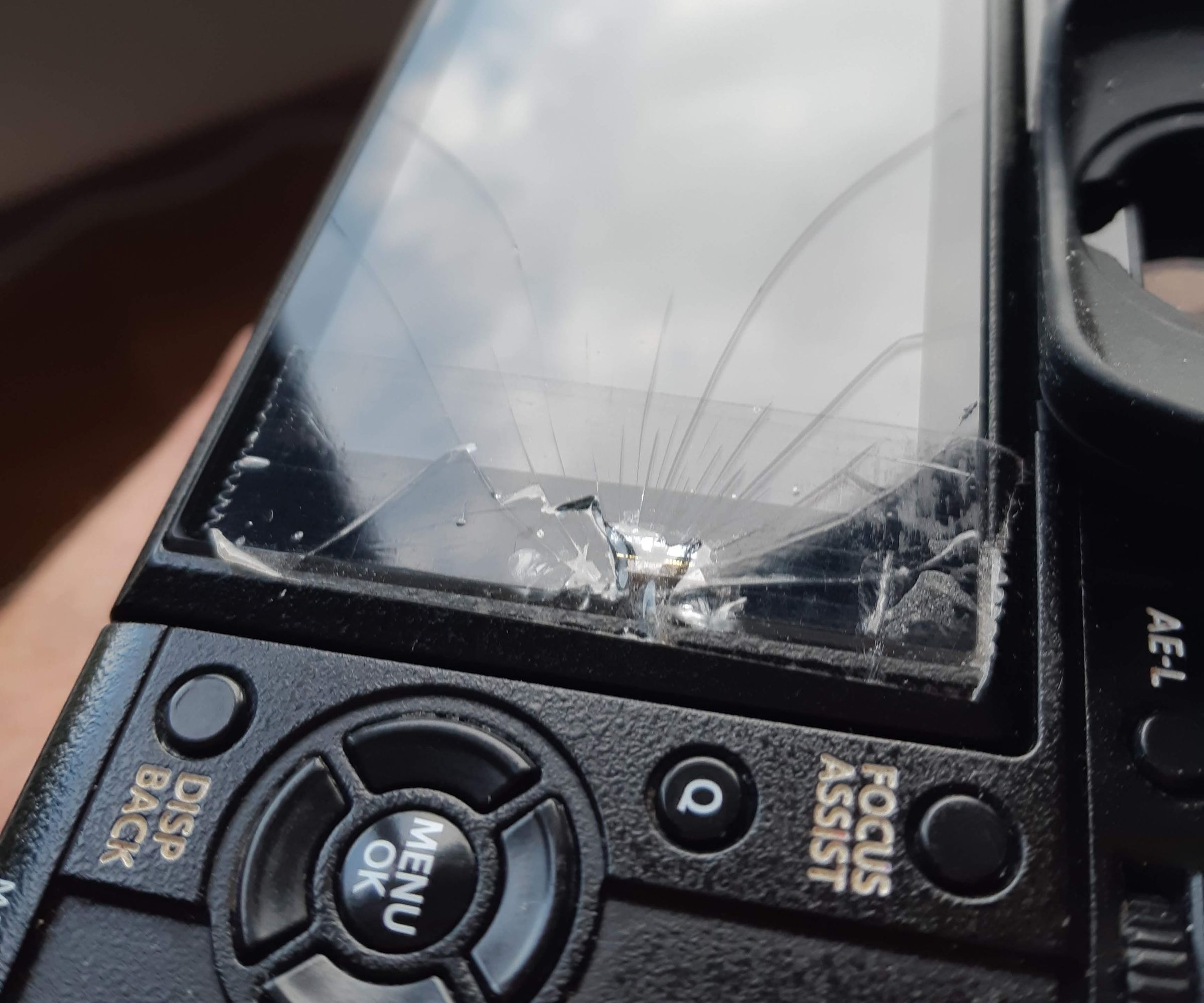 Replace Broken LCD on Fujifilm X-T1