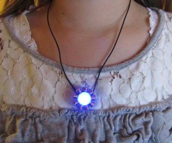 Easy IronMan Arc Reactor Necklace  