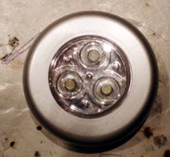 Make a Low Cost Desk LED Lamp