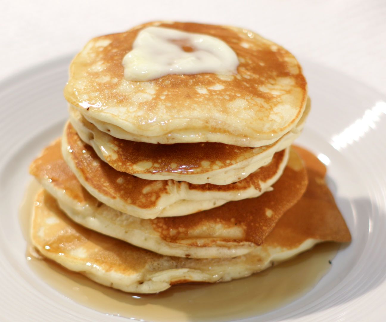 Easy Thick Fluffy Pancakes