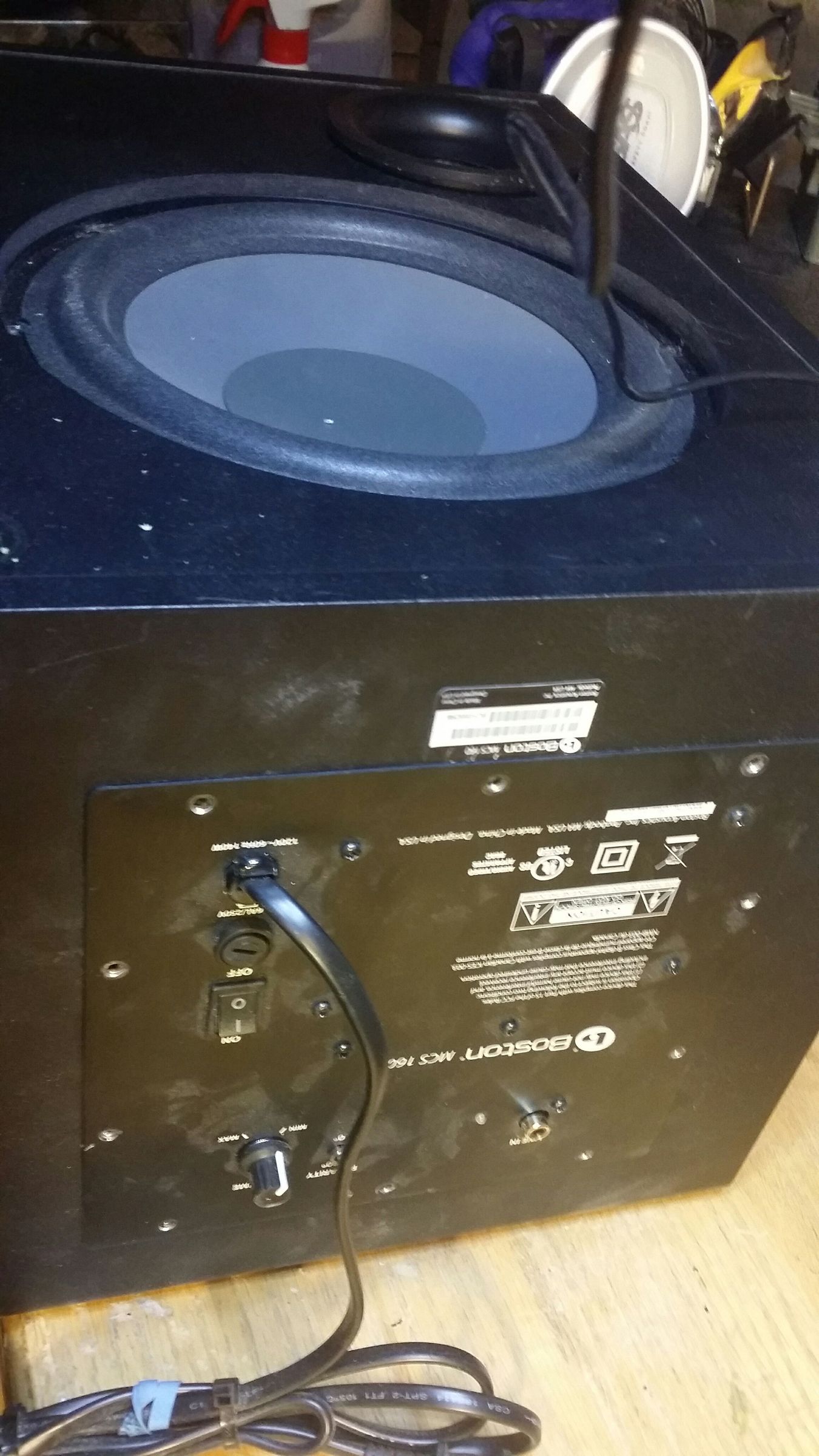 Discreet Bass Bucket 6 Steps Instructables