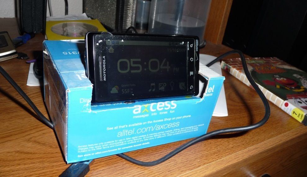 Homemade Motorola Droid Multimedia Dock