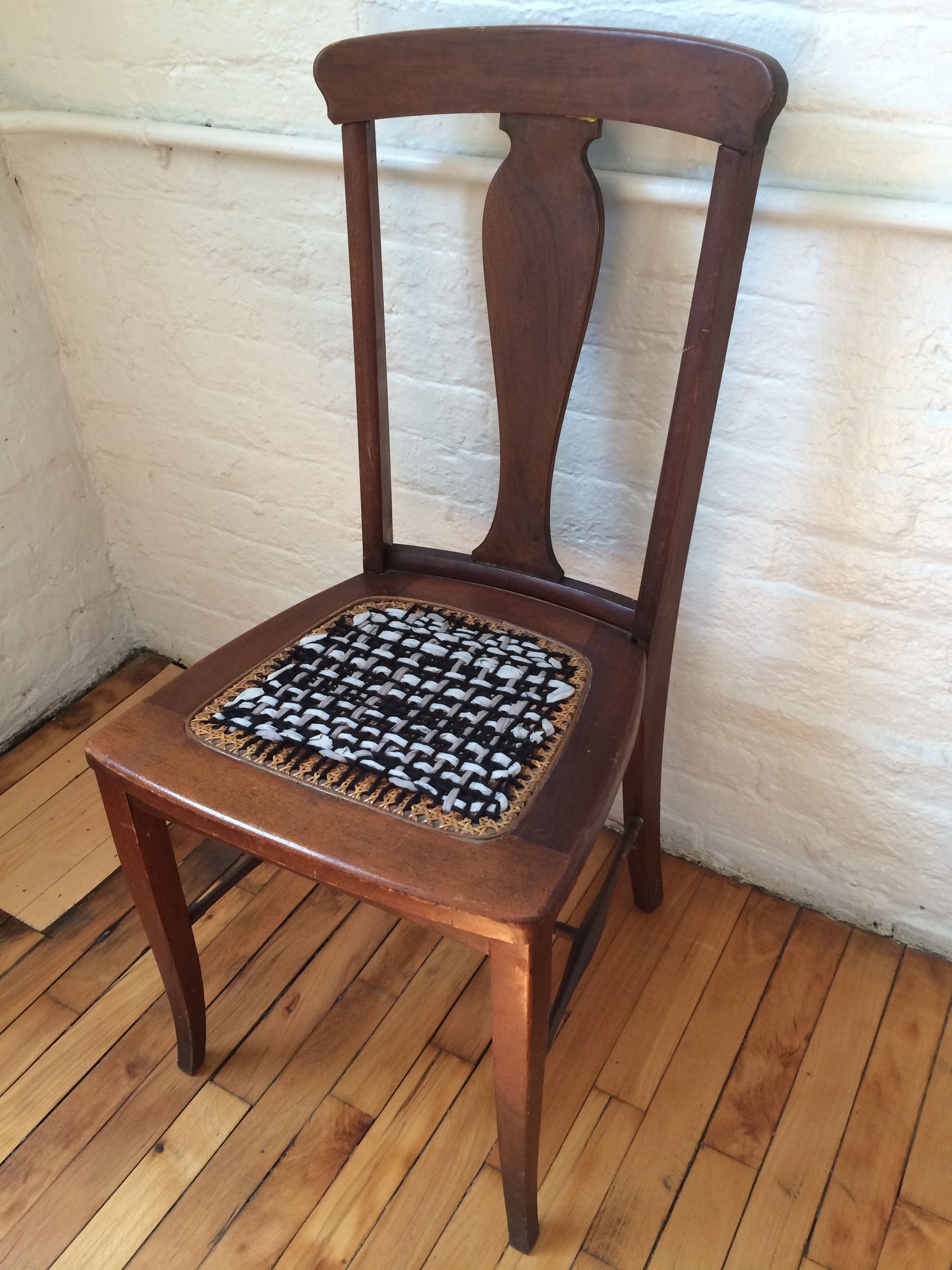 How to Sell Secondhand Furniture