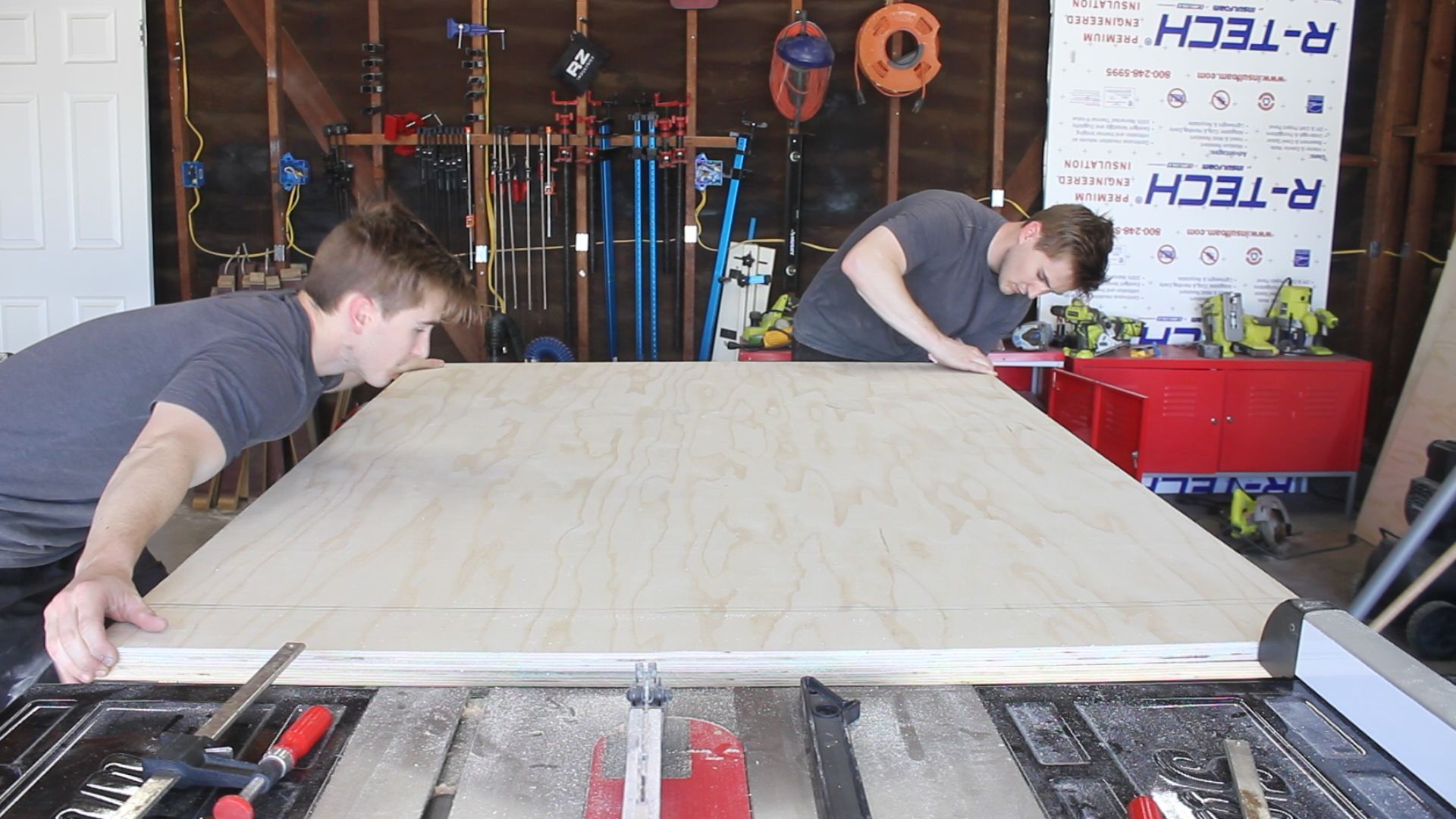 Robust Plywood Outfeed & Assembly Table 9 Steps (with Pictures