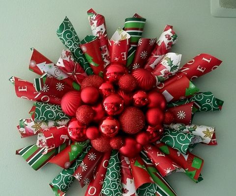 Wrapping Paper Christmas Wreath