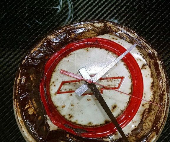 Upcycle Hubcaps Into Clocks