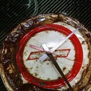 Upcycle Hubcaps Into Clocks
