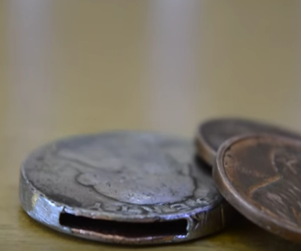 Simple Coin Secret Safe