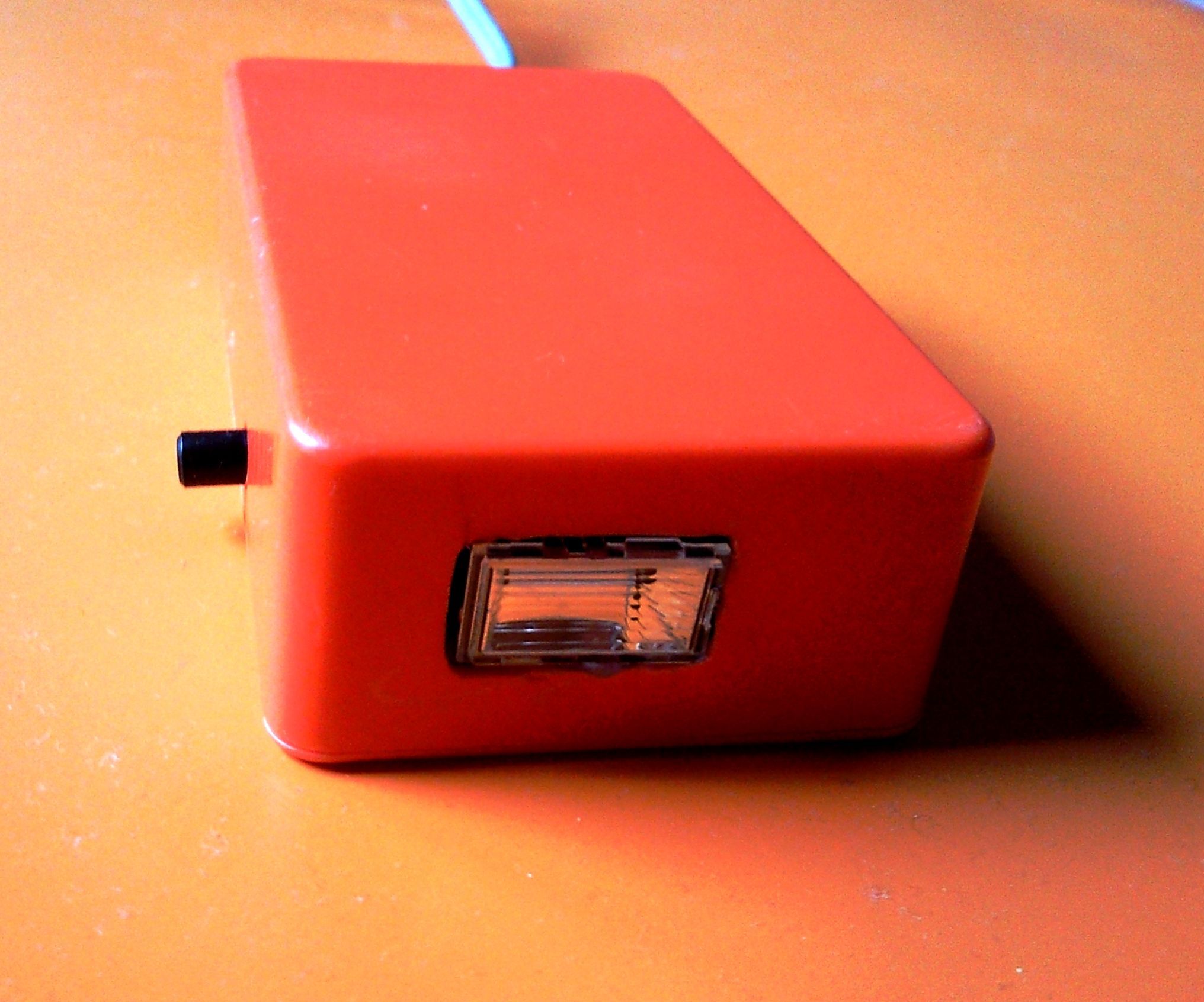 Party Stroboscope Done by Recycled Parts