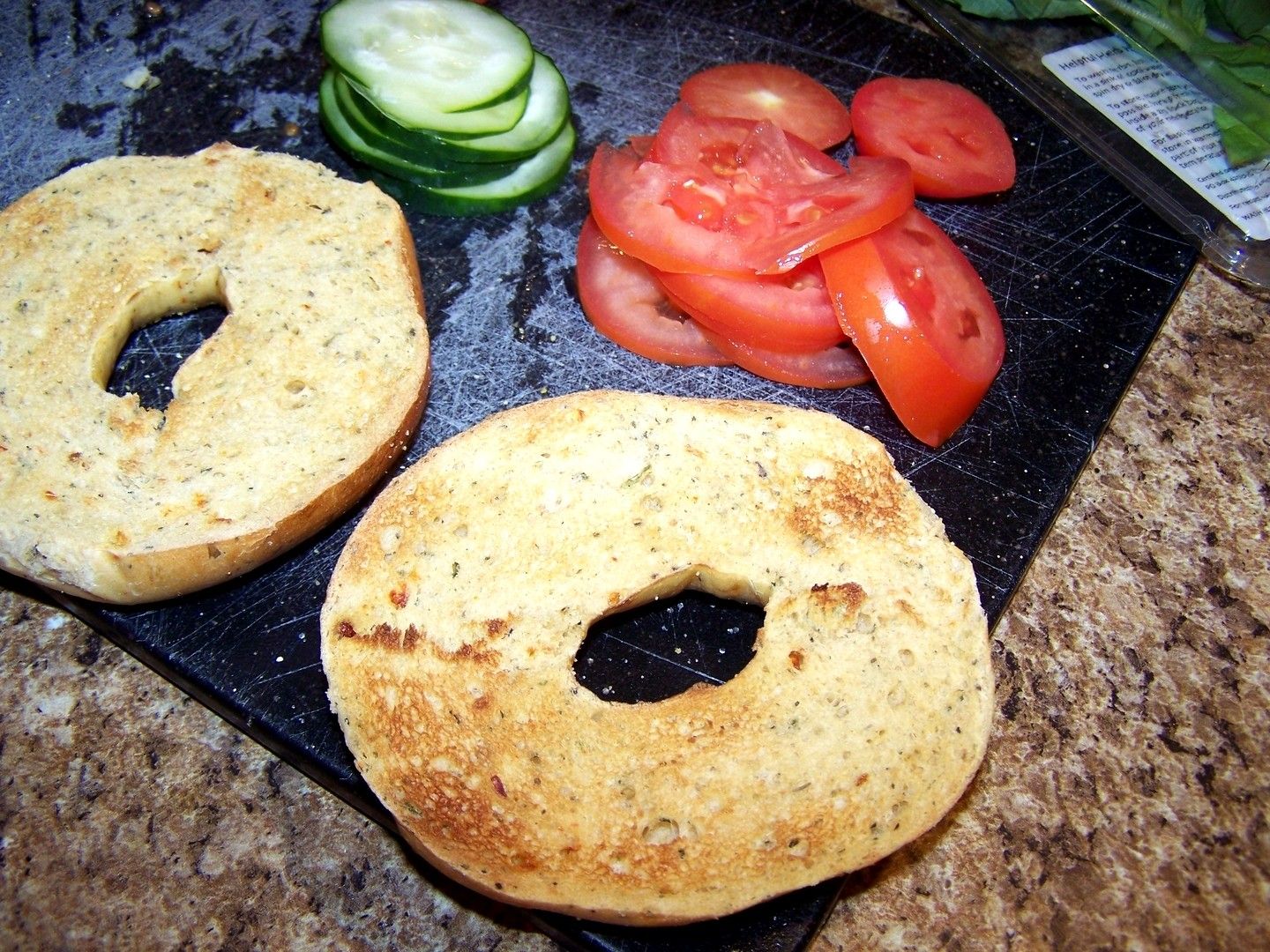 Killer Tomato Bagel Sandwich 3 Steps (with Pictures) Instructables