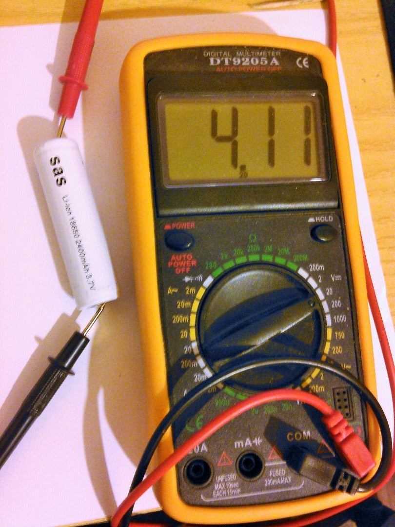 Flashlight Batteries From Laptop Battery 4 Steps (with Pictures