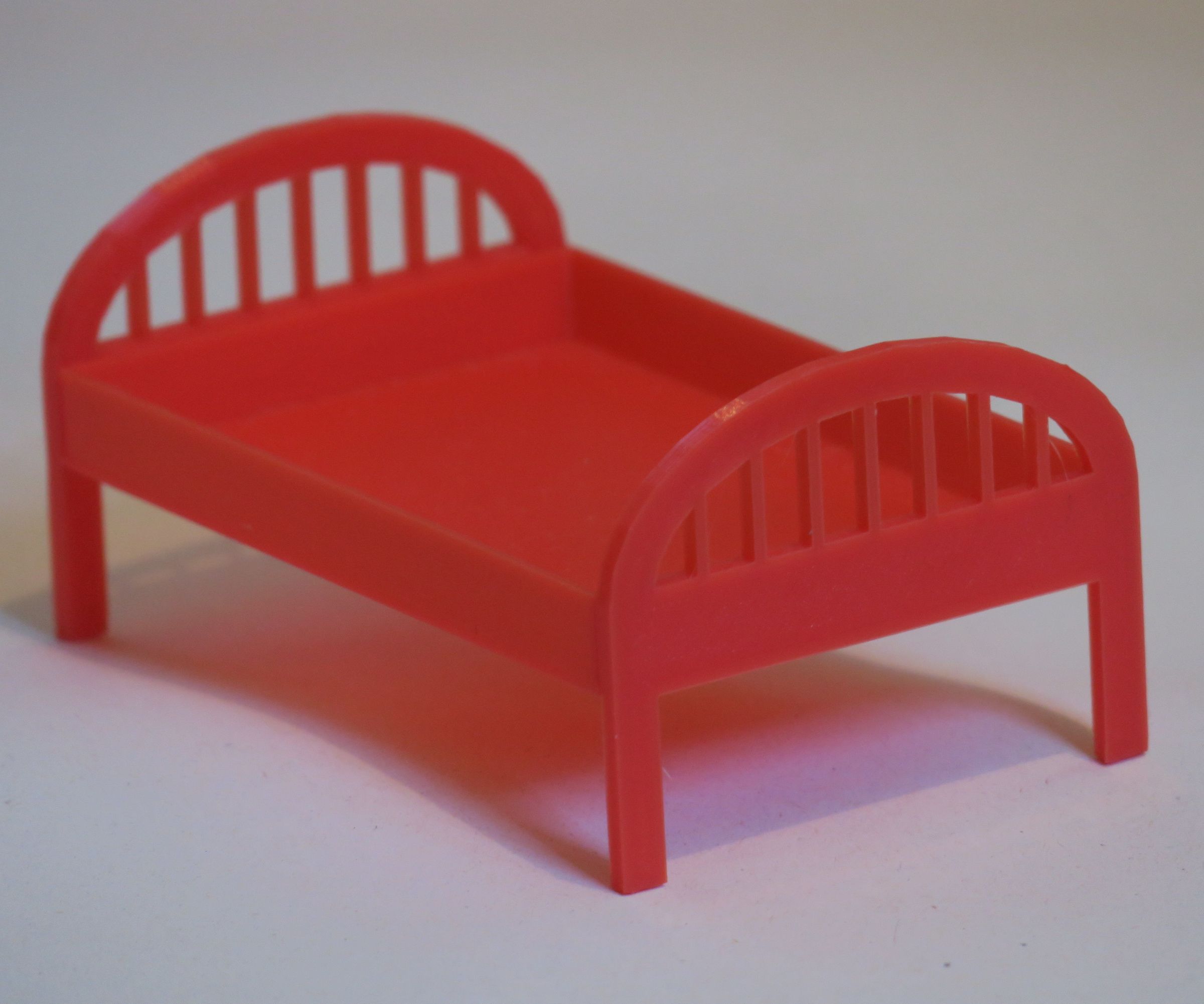 Simple Cot for Dolls