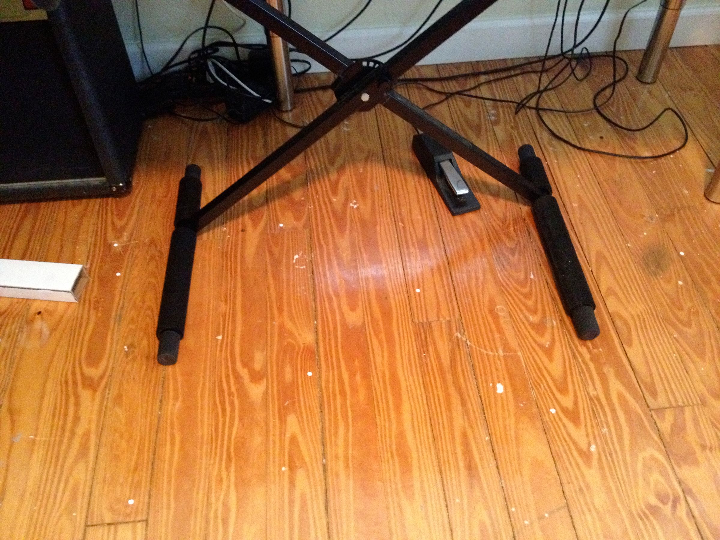 Sliding E.Piano/Keyboard Stand for DAW 10 Steps Instructables