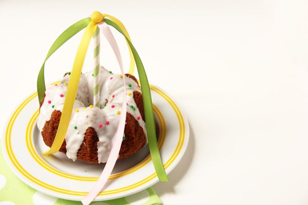 Mini Maypole Cakes
