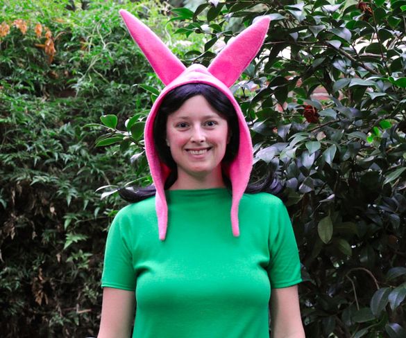 green emerald velvet dress Louise Costume Set main image 1