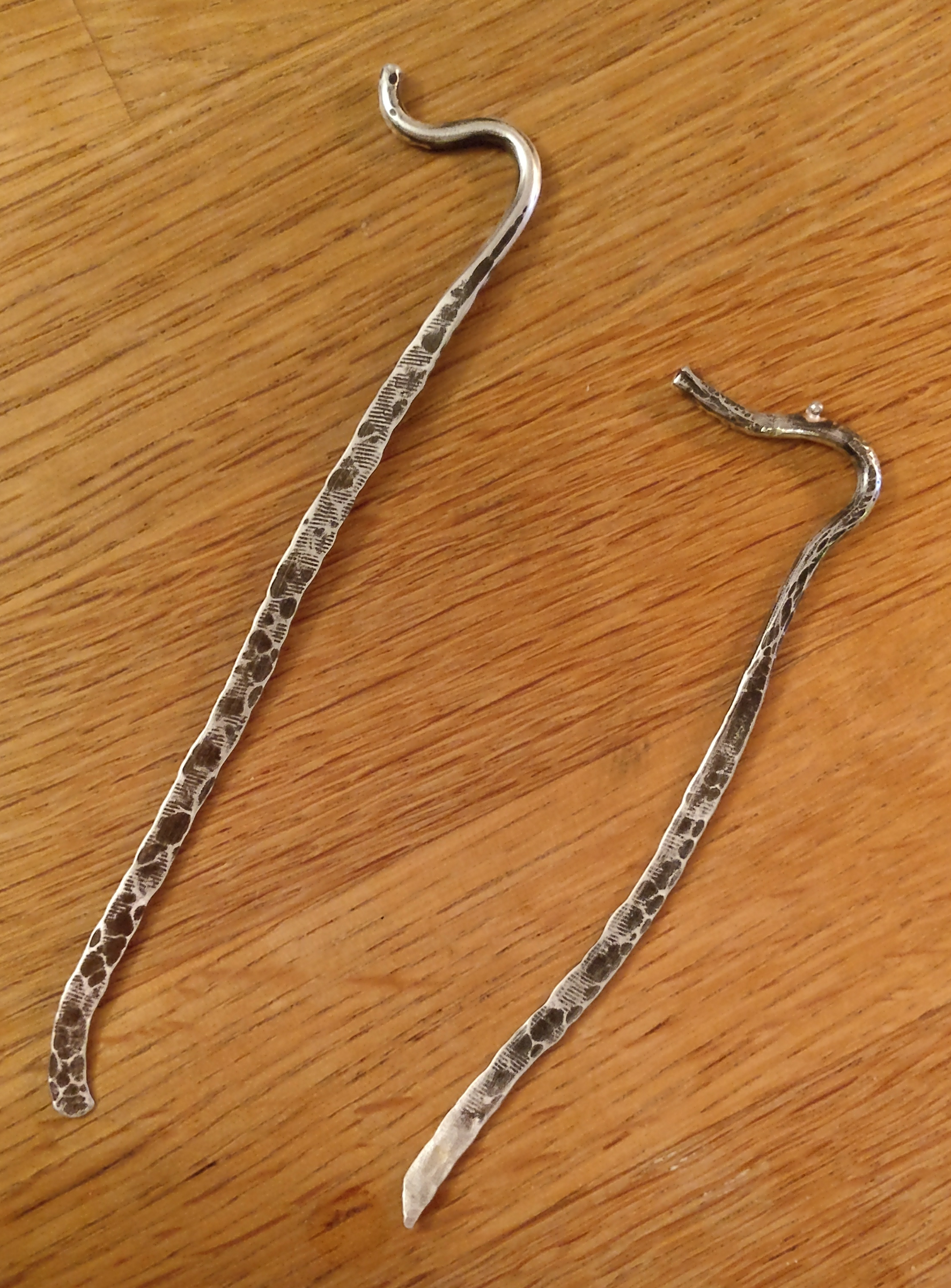 Silver Seahorse Bookmark