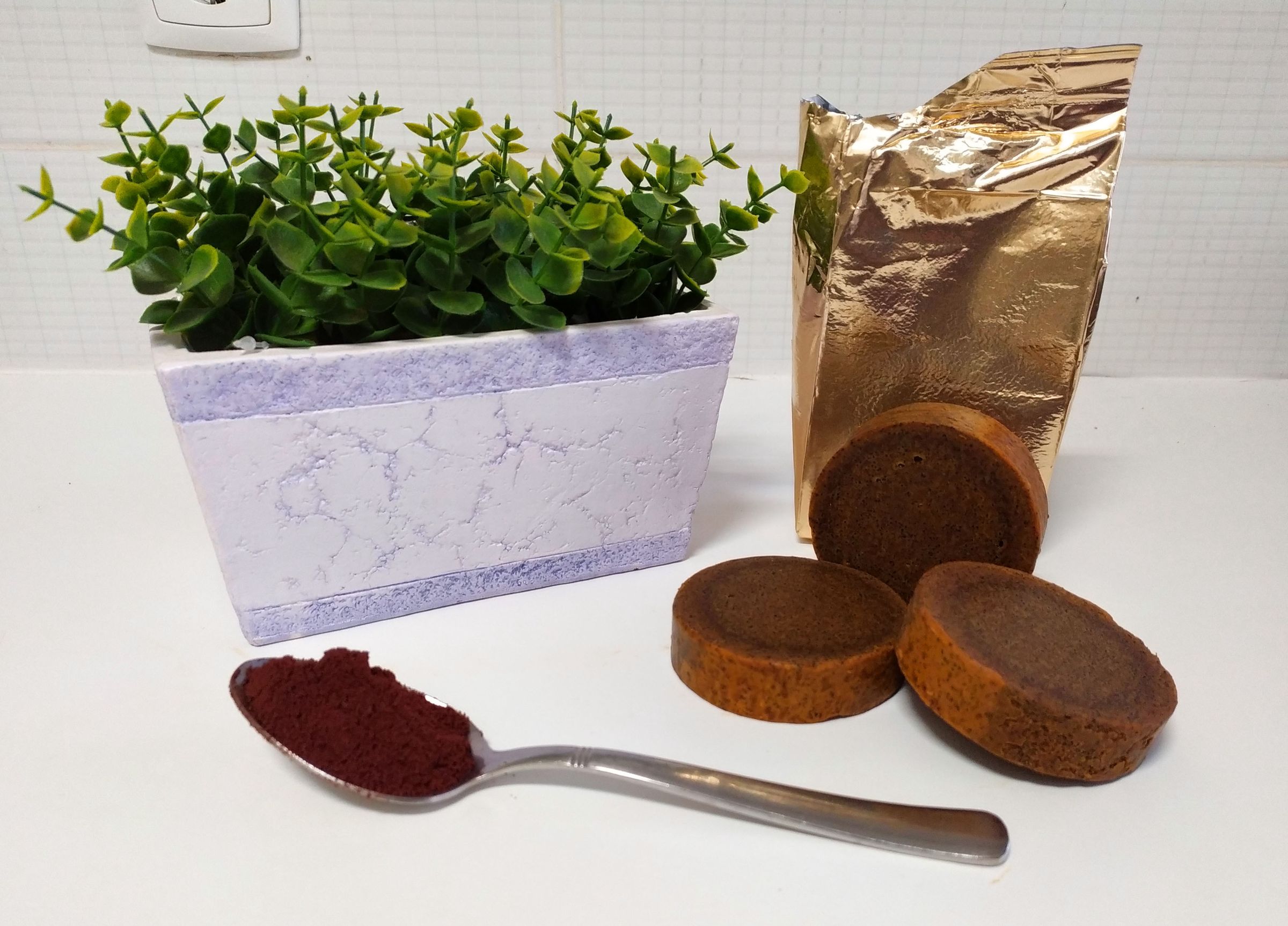 Hydrating and Exfoliating Coffee Soap Cold Process 6 Steps (with