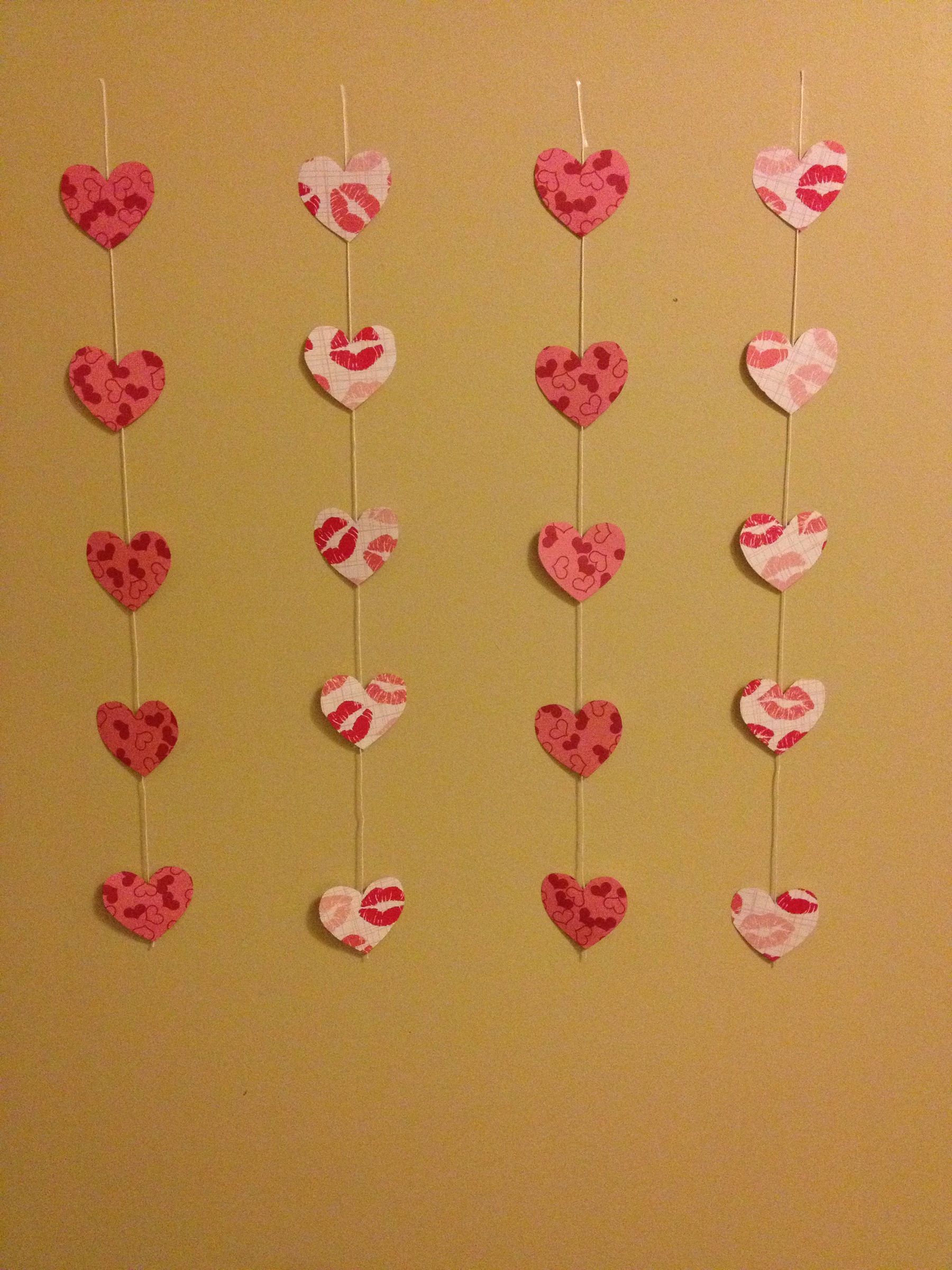 Valentines Day String of Hearts