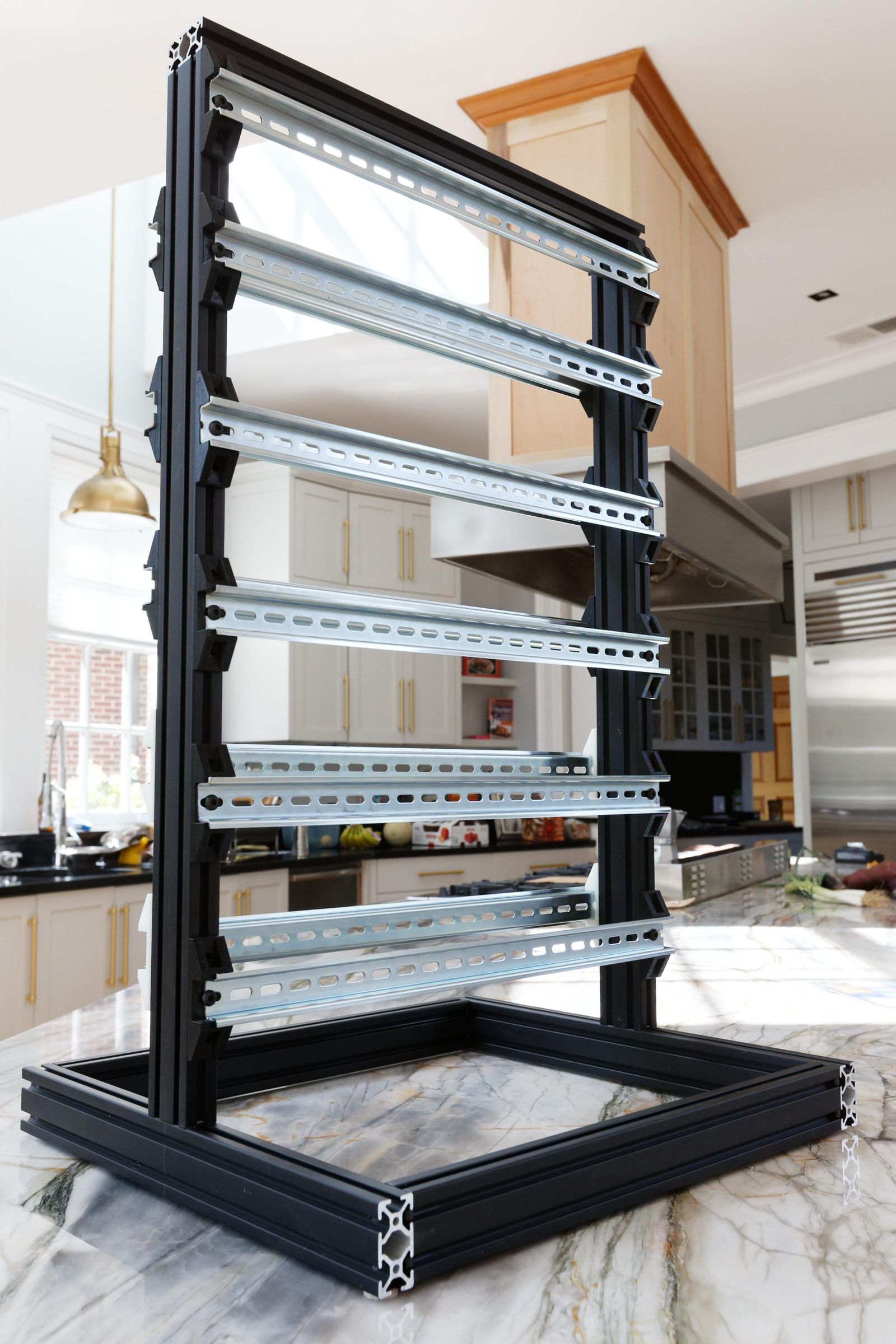 A Simple Method to Organize Your in Electronics Projects Using DIN Rail
