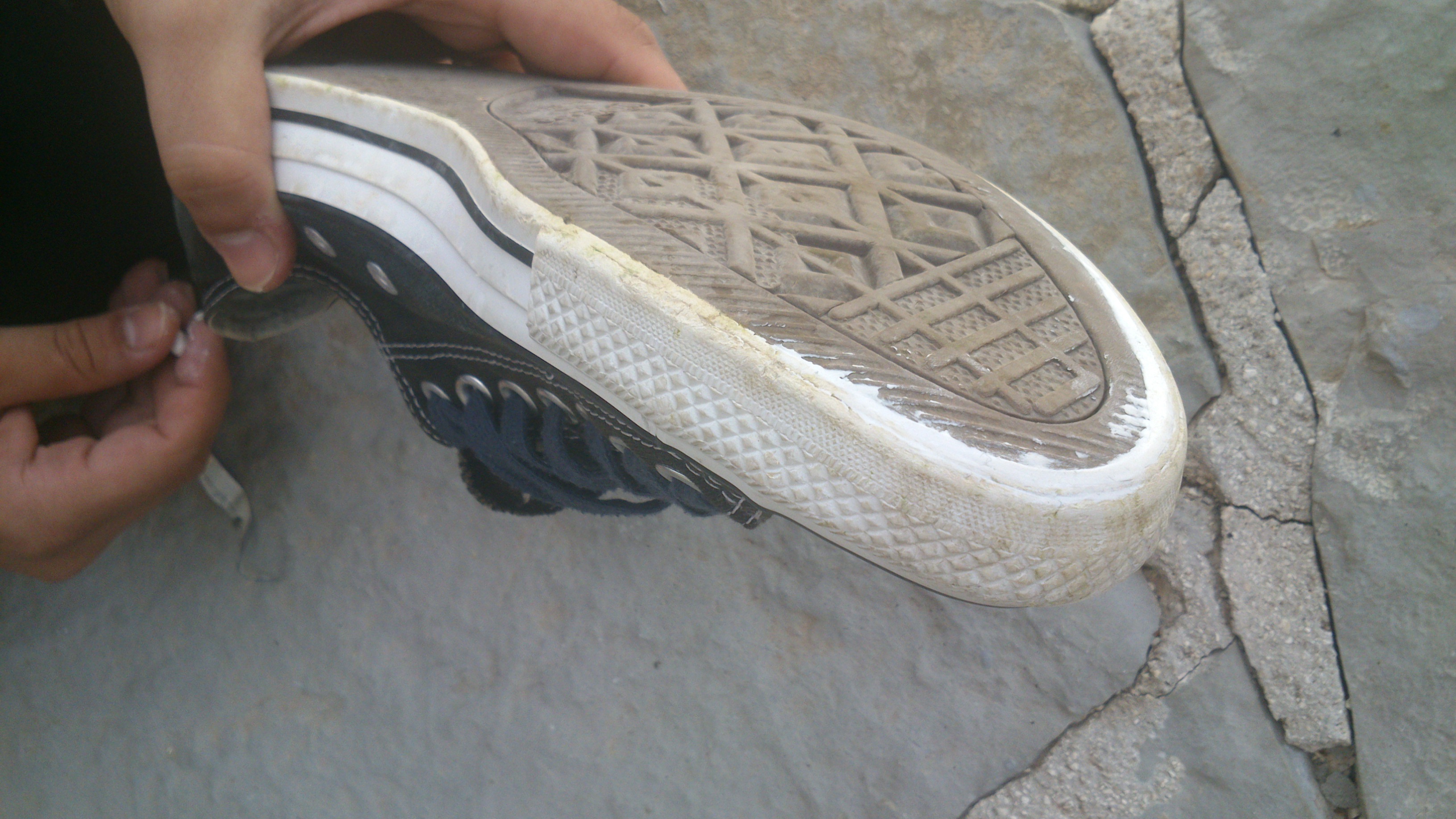 Emergency Shoe Repair With Sugru