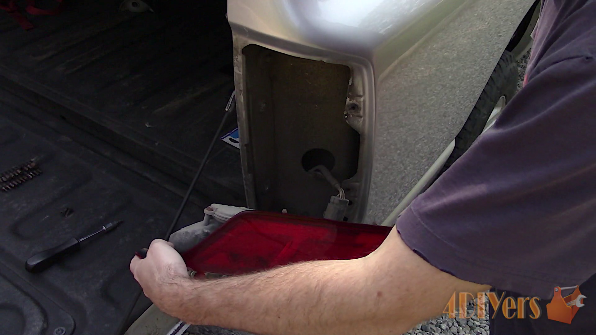 How to Solve Moisture or Condensation Issues in Your Lights 8 Steps