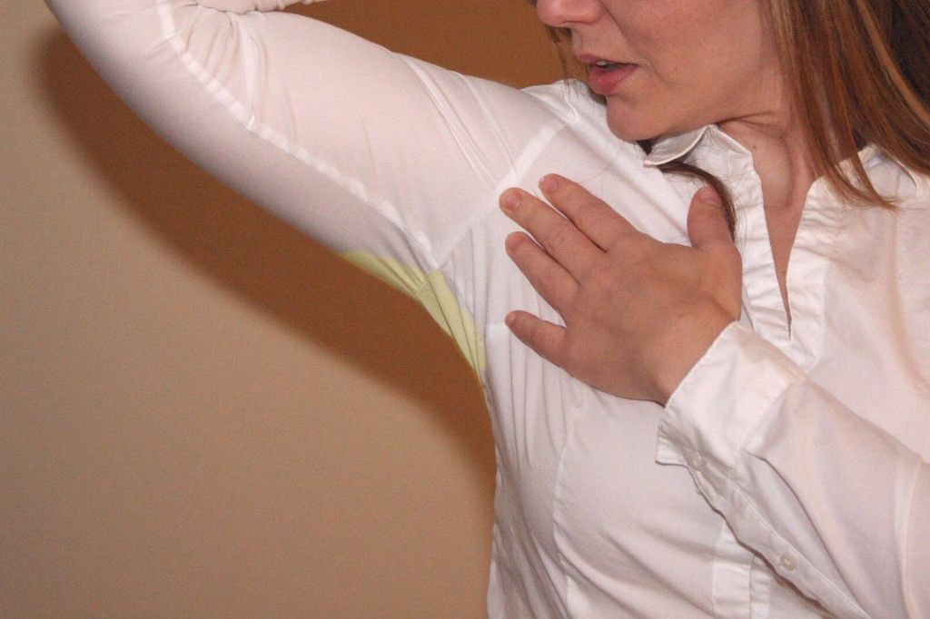 remove sweat stains from white dress shirt How to Remove Sweat Stains from White Clothes (Easy and Cheap)