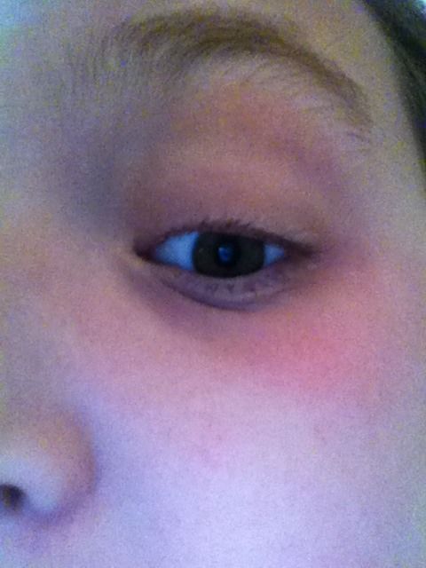 Gold Eye Makeup