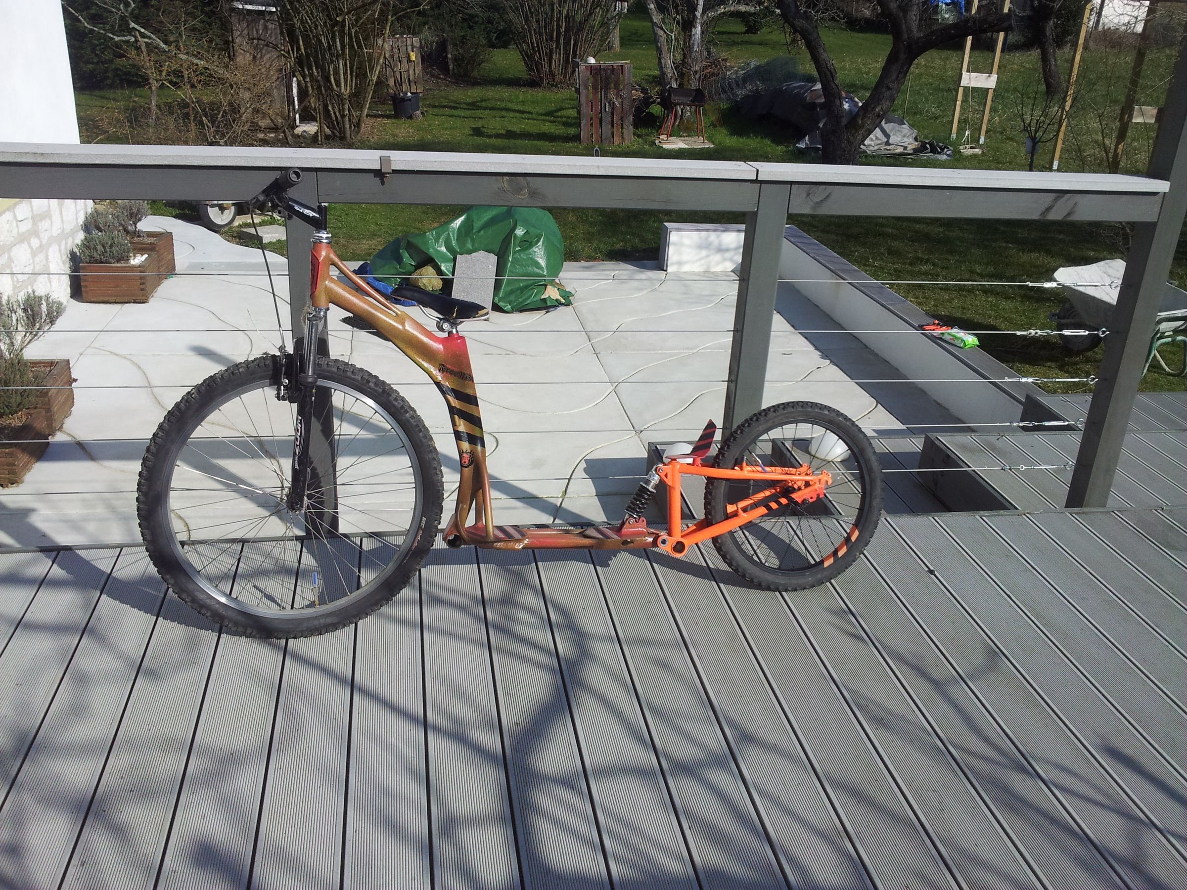 Scooter With Dual Suspension