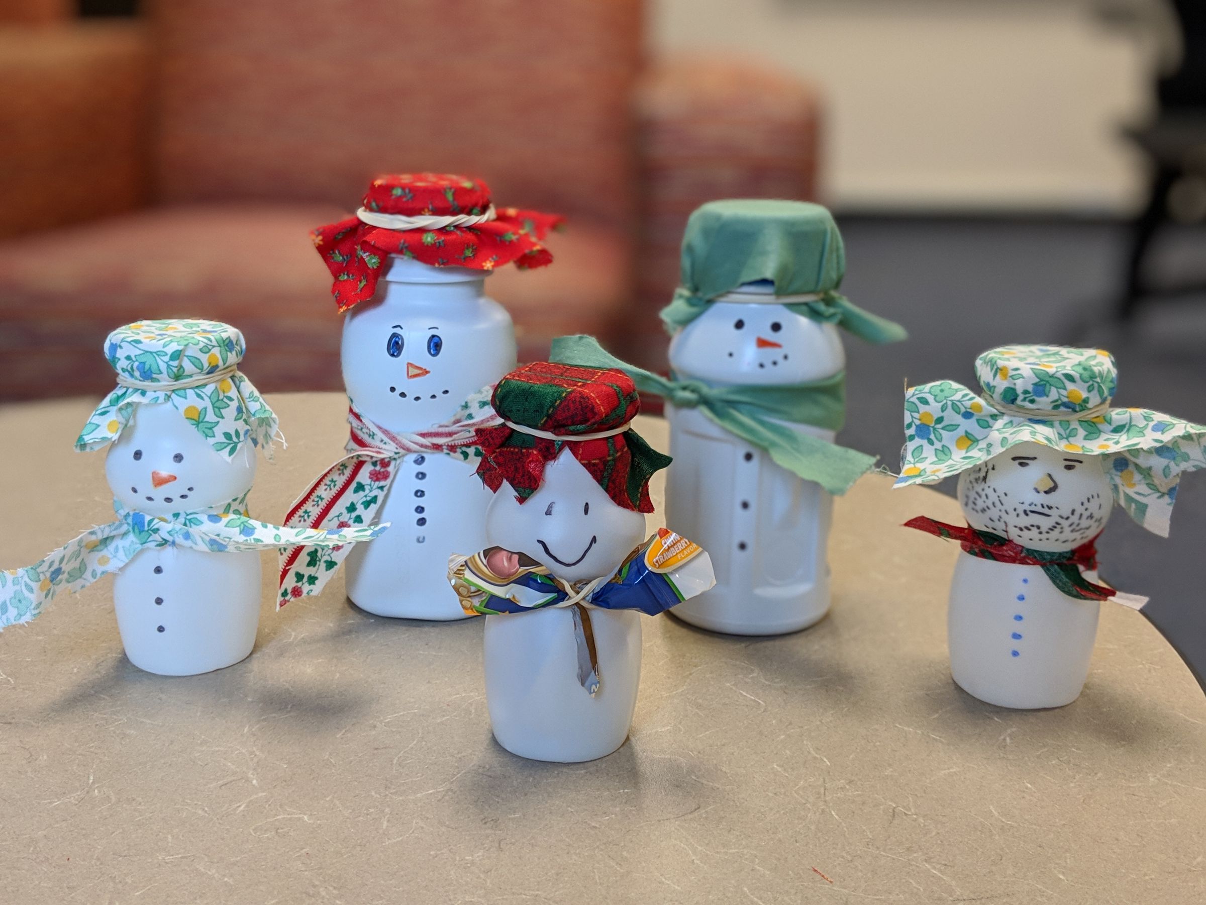 Recycled Snowman Craft Project : 9 Steps (with Pictures 