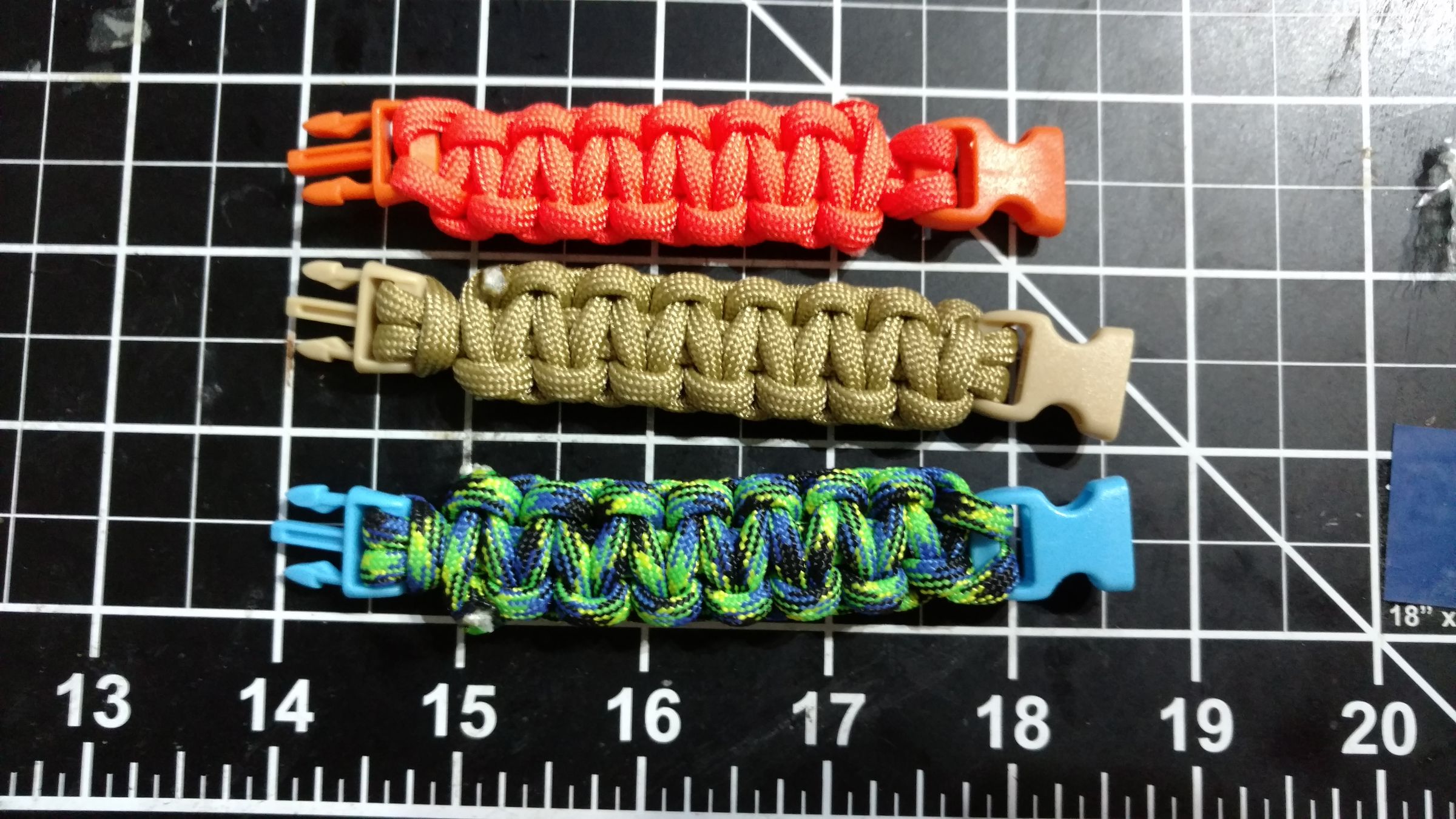 Paracord Vape Tank Stands Instructables