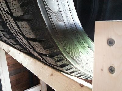 Cheap and Easy to Build Tire Rack : 5 Steps - Instructables