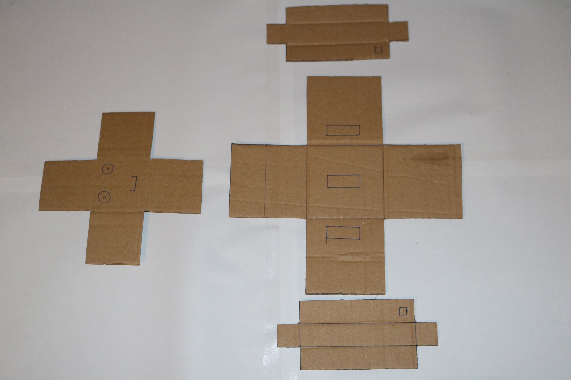 CardBoard the Hero (Solar Powered) 5 Steps (with Pictures