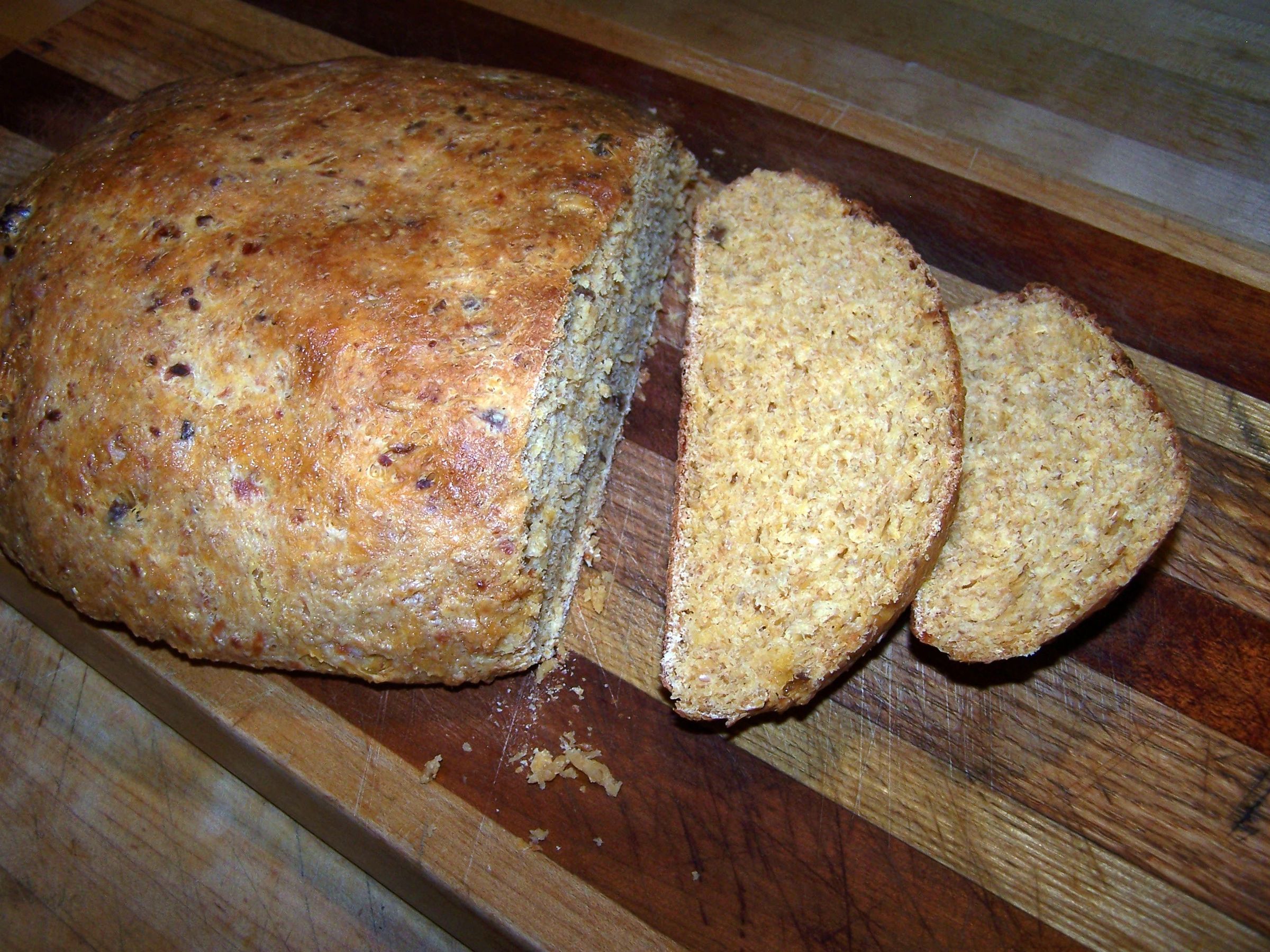 Sofrito-Cheese Bread