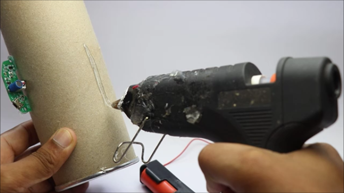 DIY Mist Maker With Simple Materials at Home : 5 Steps - Instructables