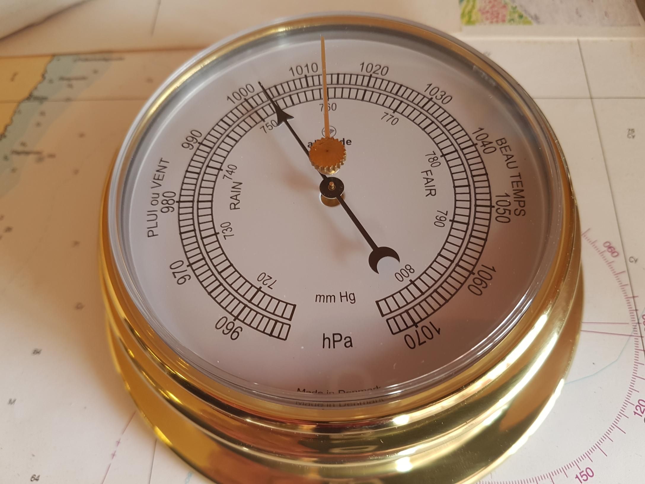 Your Nautical Barometer Gold for Precise Weather Forecasts 22 Steps