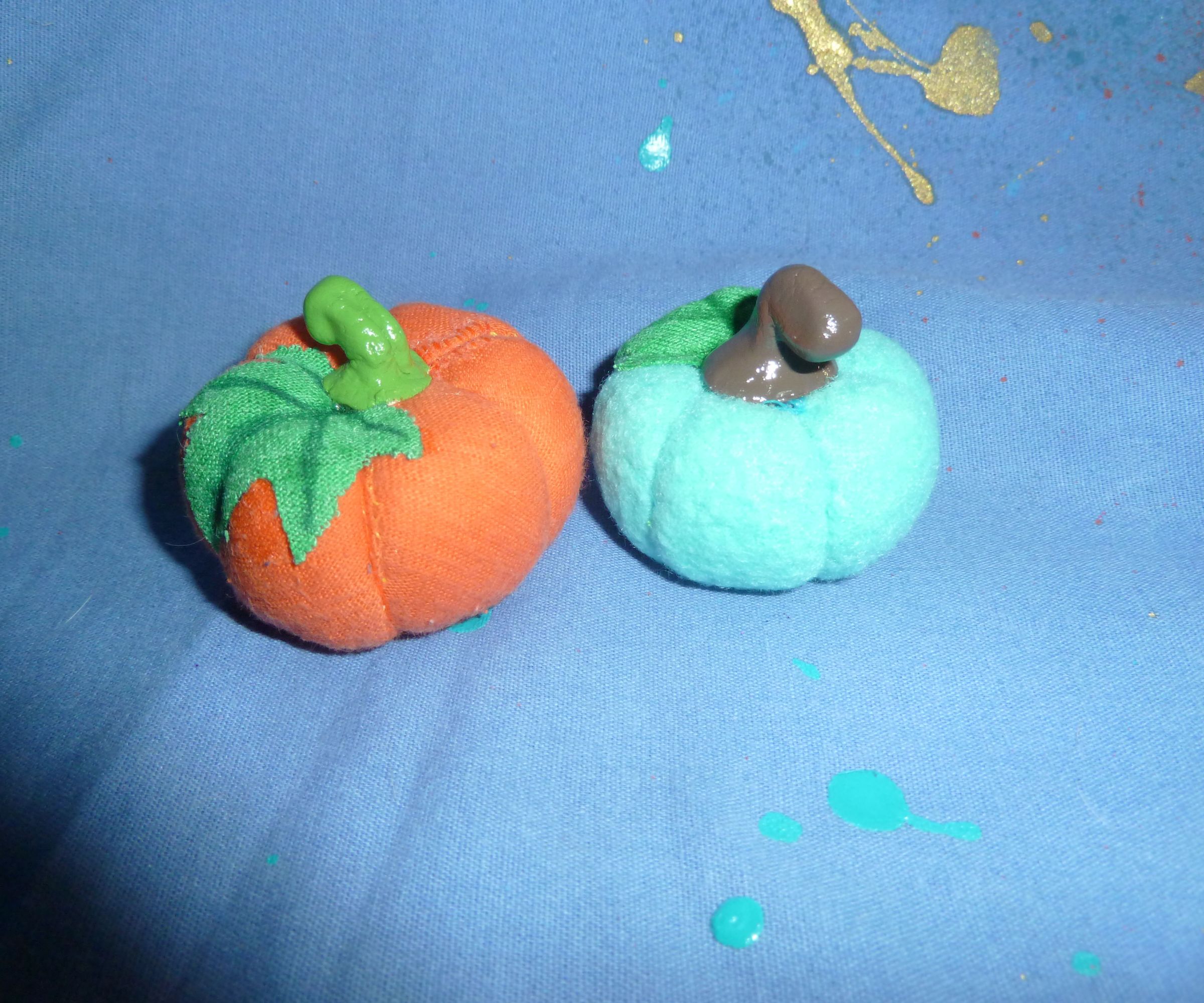 DIY Mini (And Not So Mini) Pumpkins