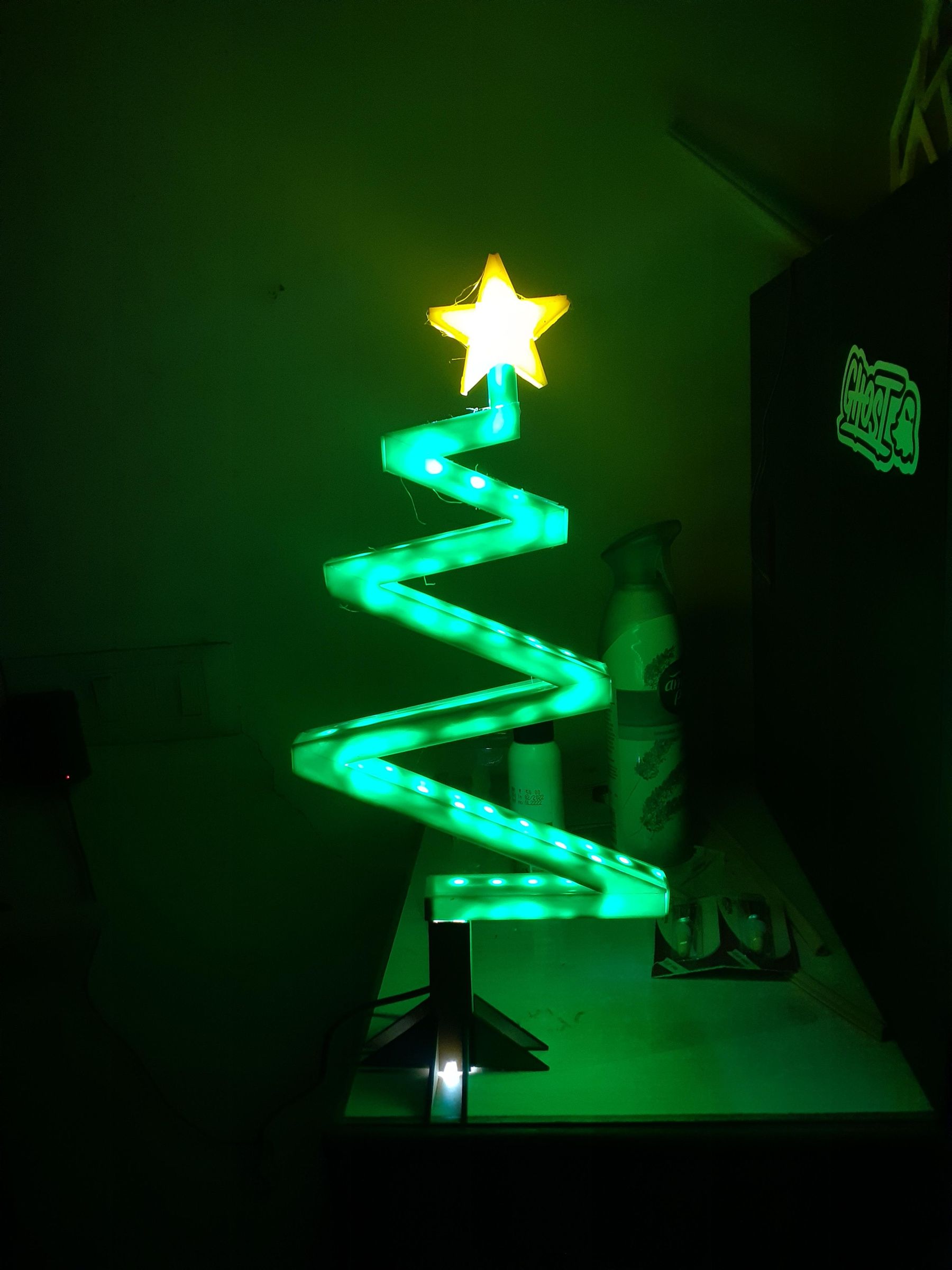 Christmas Tree Table Lamp 4 Steps Instructables