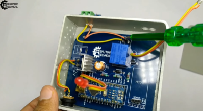 Automatic Room Light Controller : 13 Steps - Instructables