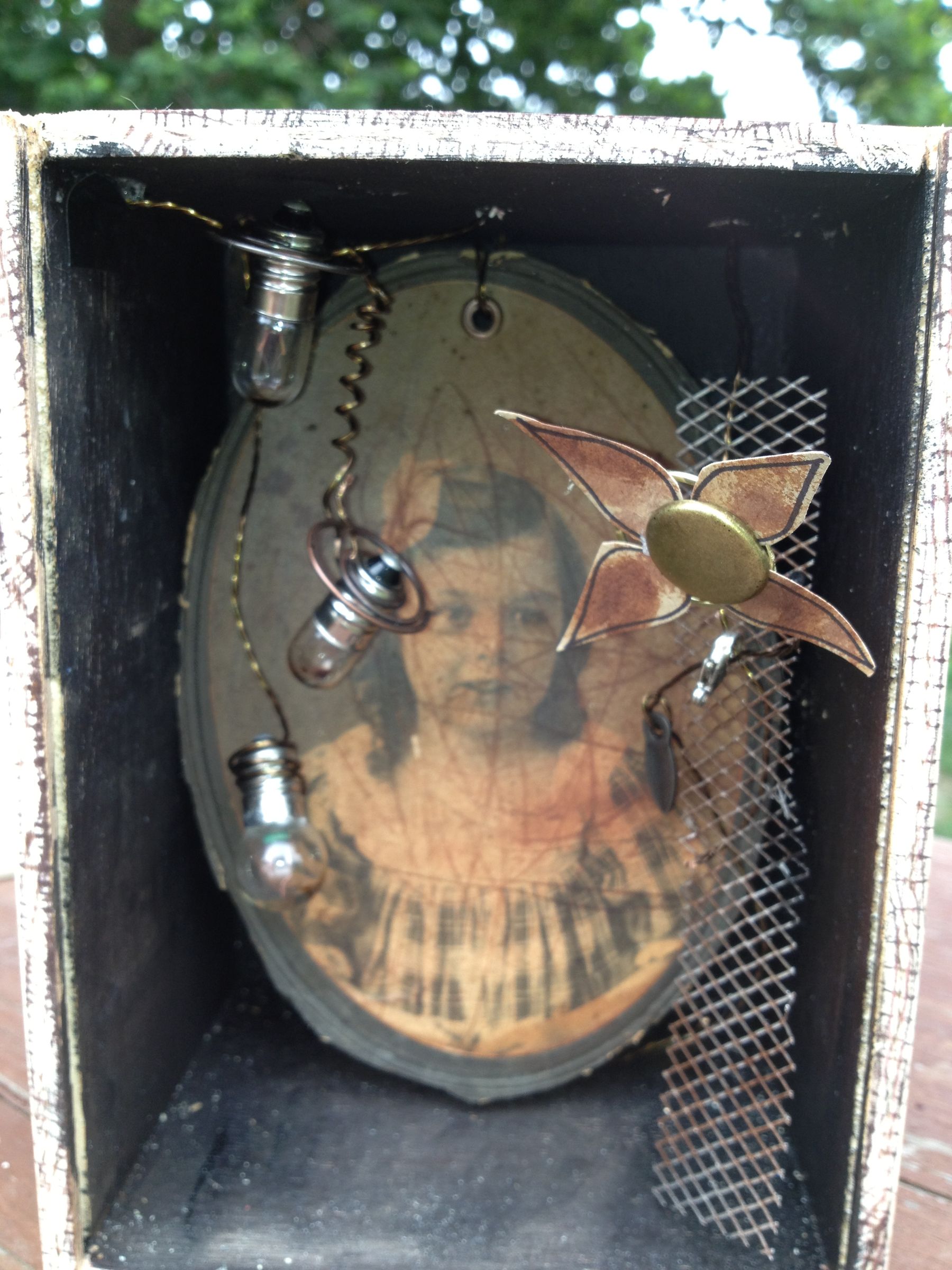 Art Box - Girl in a Box