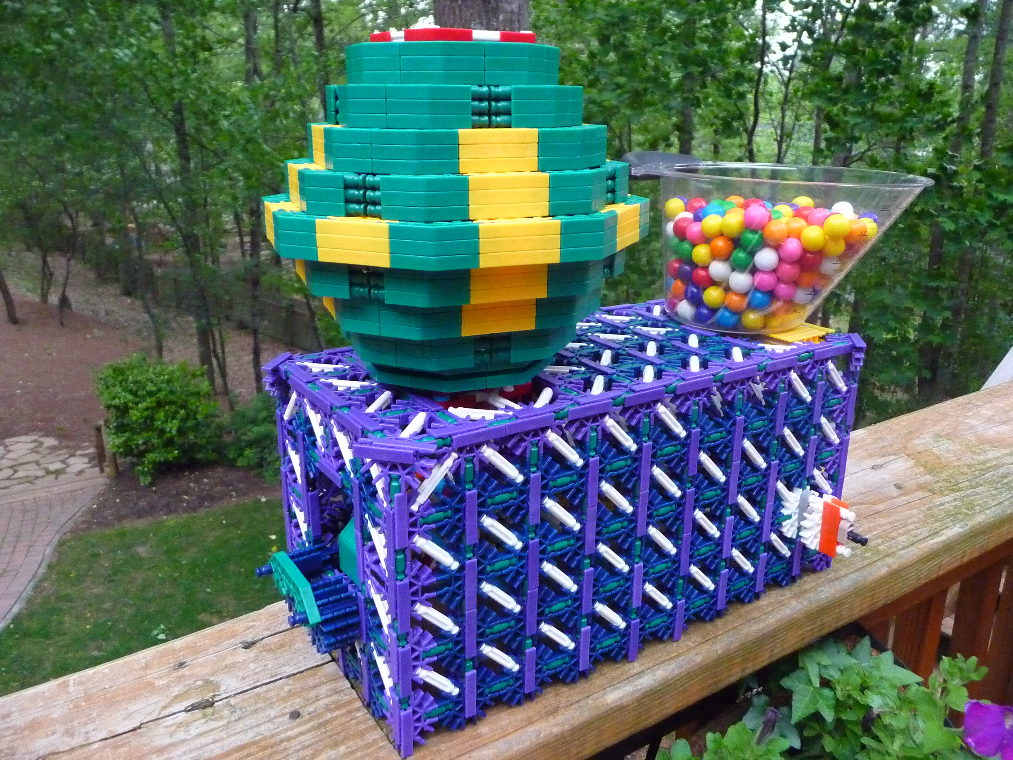 Coin Operated Knex Gum Ball Machine!