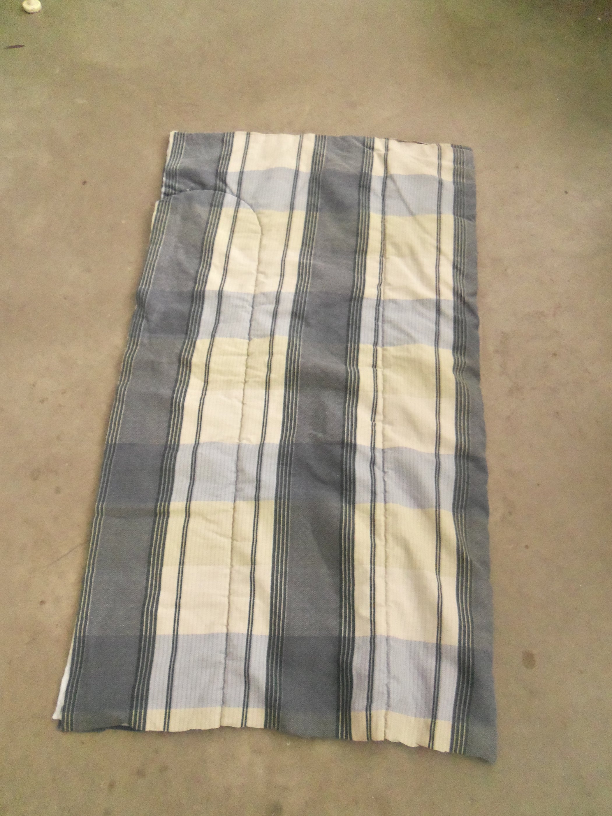 Recycle Used Bedding for Pets Instructables